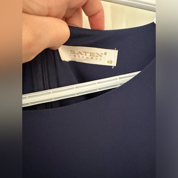 Modest Long Sleeve Dress - Picture 6 of 8